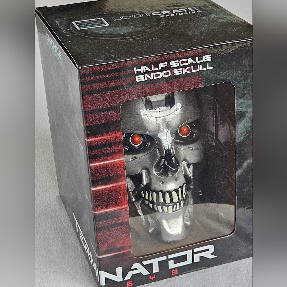 Terminator Genesis Half Scale Endo Skull Chronicle Collectibles Loot Crate - Picture 2 of 2